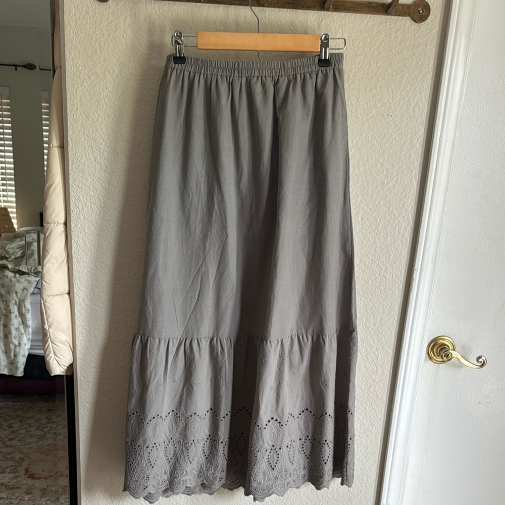 Neuflora Delphi skirt - Picture 2 of 5